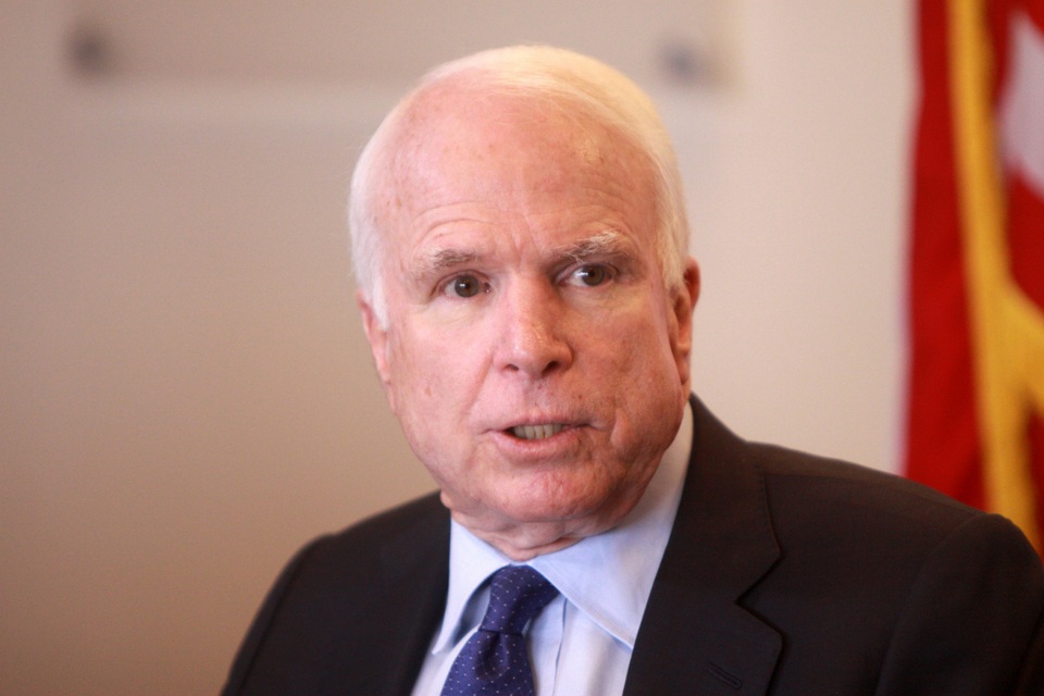 Thượng nghị sỹ John McCain tuyên bố sẽ "sớm trở lại" - 1 Thượng nghị sỹ John McCain. (Ảnh: National Interest)