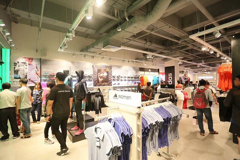 The Garden Mall đông kẹt cứng ngay ngày đầu khai trương - 17 The Garden Mall đông kẹt cứng ngay ngày đầu khai trương - 17