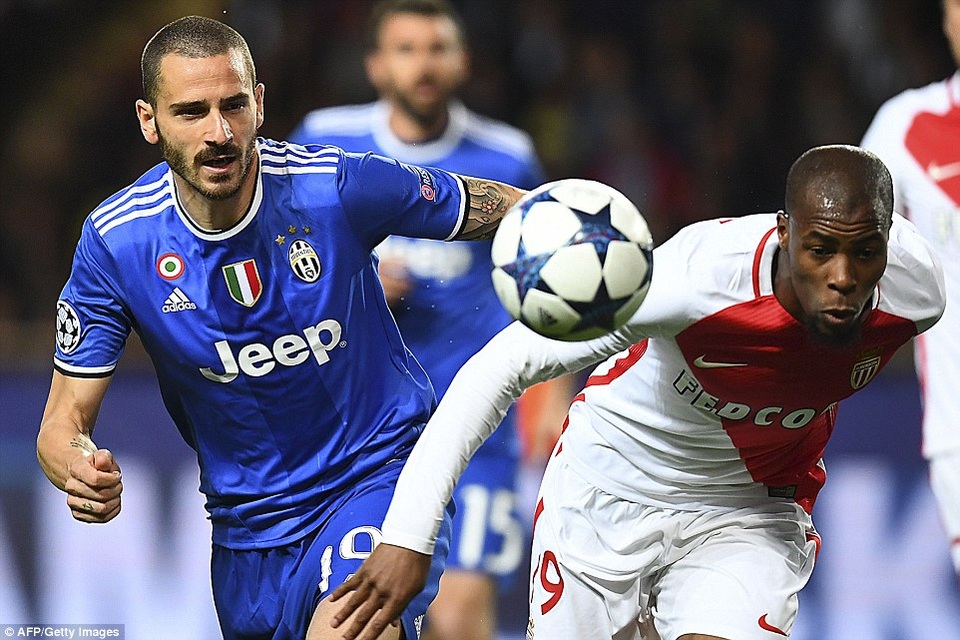 Monaco 0-2 Juventus: Higuain lập cú đúp - 1 Kinh nghiệm đã giúp Juventus chiến thắng Monaco