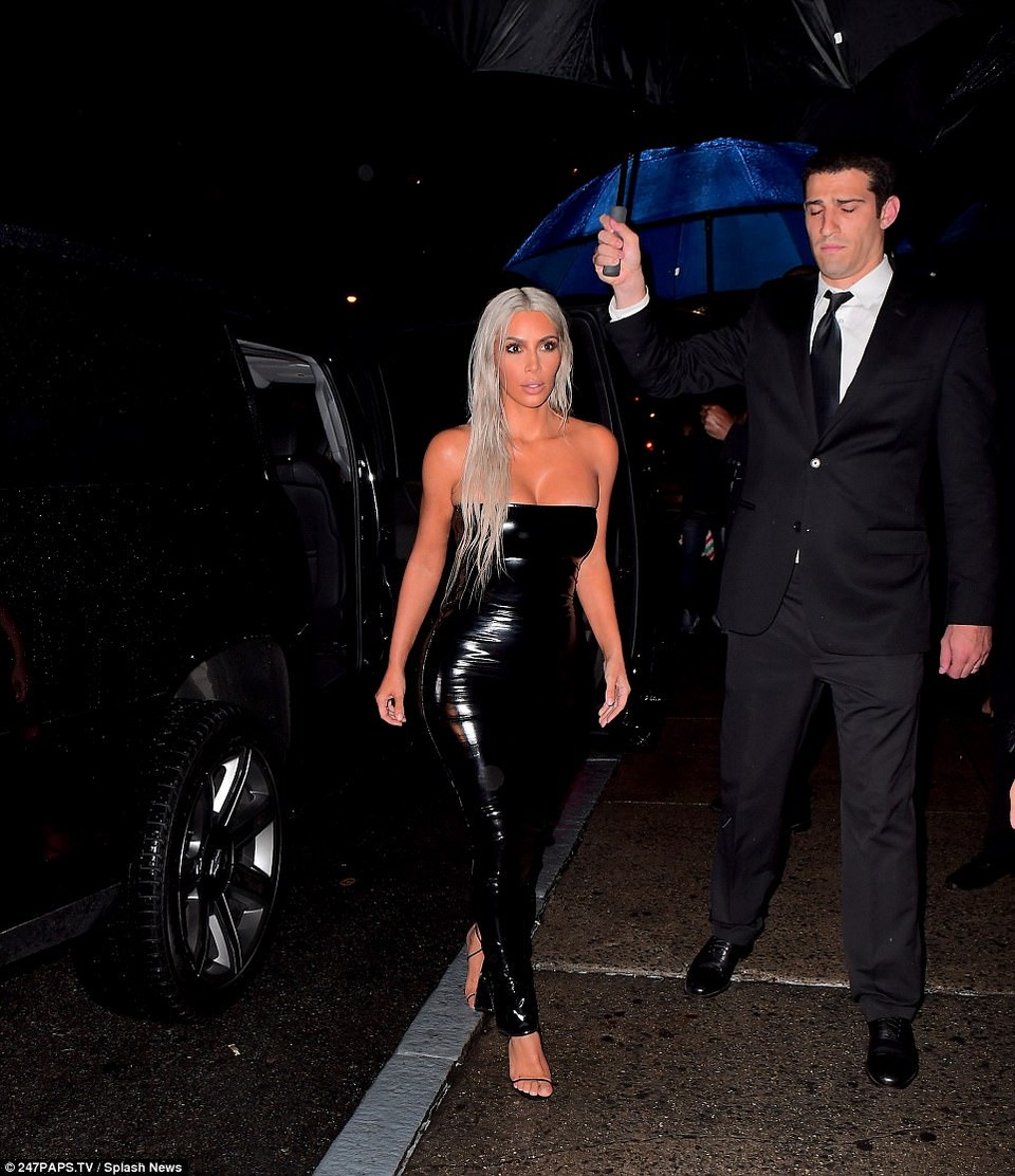 
Kim và chồng sẽ có thêm 1 cô con gái
