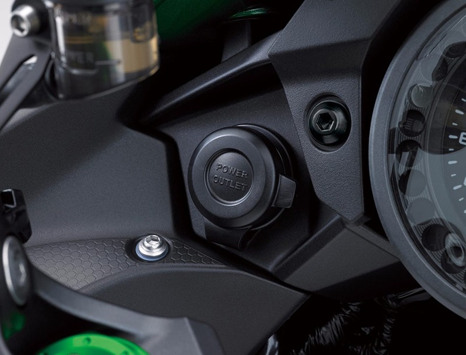 Kawasaki H2 SX - Một mẫu Sport Tourer “Đáng tiền” - 10 Kawasaki H2 SX - Một mẫu Sport Tourer “Đáng tiền” - 10