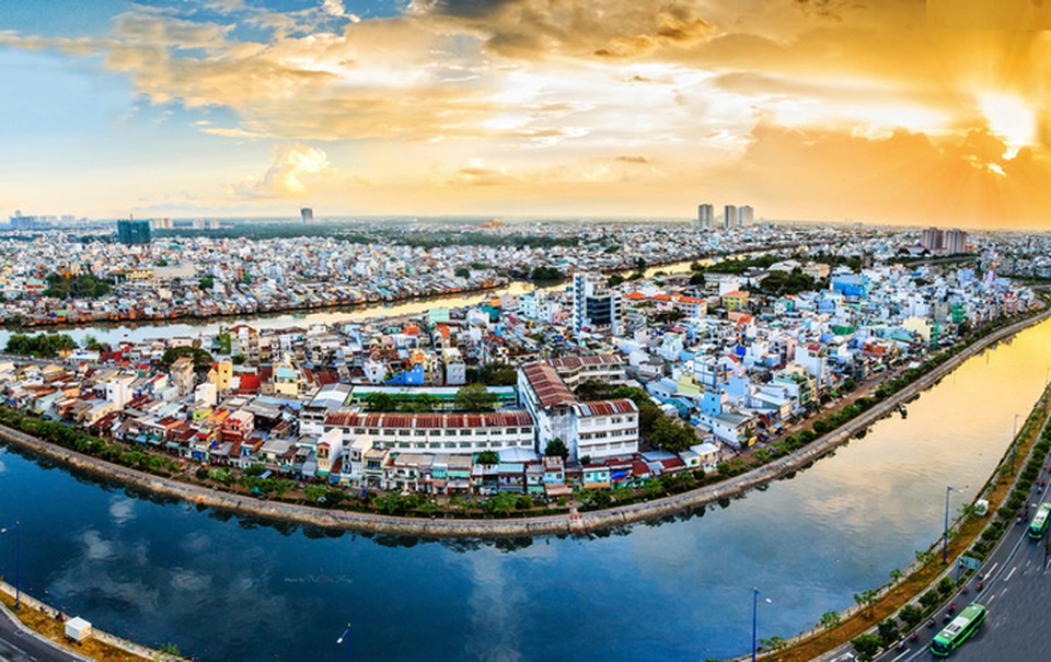 Cơ hội đầu tư an cư Quận 8 cùng dự án Tara Residence - 1 Quận 8 đang trở thành tâm điểm của giới đầu tư nhờ hạ tầng phát triển – (Hình ảnh: Kênh tàu hũ)