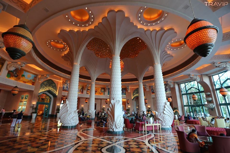 Kiến trúc xa hoa với sự kết hợp tổng hòa