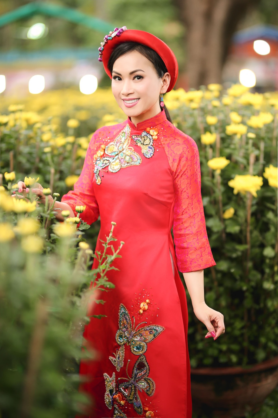 Dù không có nhiều dịp về Việt Nam, Hà Phương luôn nhắc các con nhớ về nguồn cội của mình thông qua những việc nhỏ hằng ngày như dạy con nhớ về những ngày lễ tết đến những phong tục của người Việt từ lâu đời.