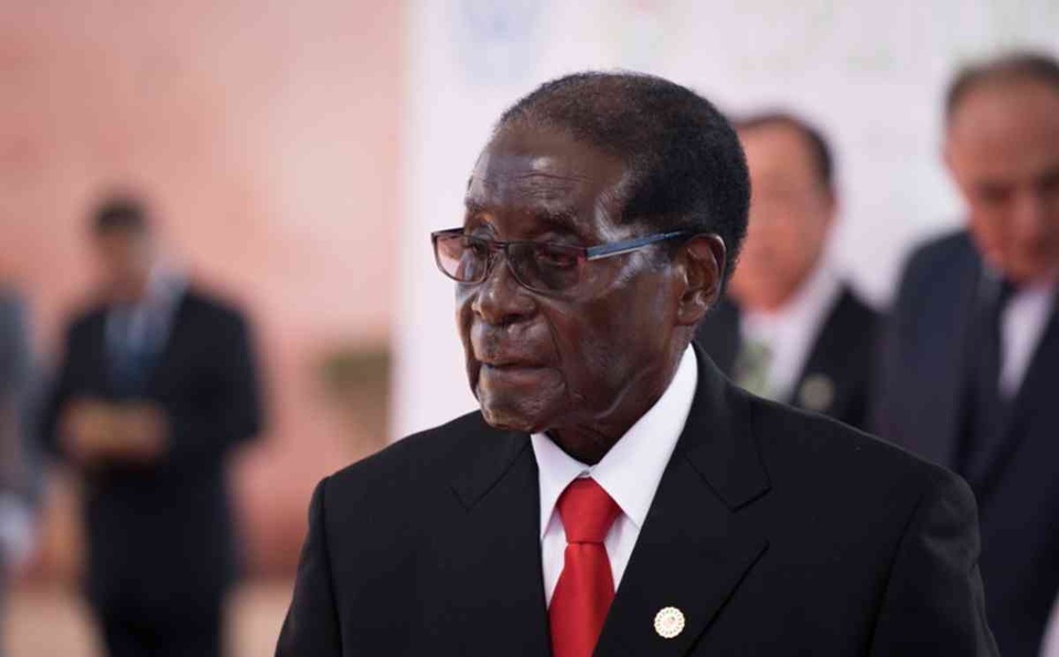 Cựu Tổng thống Zimbabwe bật khóc khi tuyên bố từ chức - 1
Cựu Tổng thống Zimbabwe Robert Mugabe (Ảnh: Reuters)