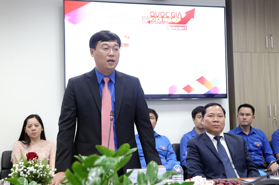 Công bố chương trình “Quốc gia khởi nghiệp” dành cho bạn trẻ Việt - 2
Bí thư thứ nhất T.Ư Đoàn Lê Quốc Phong cho biết T.Ư Đoàn kỳ vọng luôn luôn được đồng hành với thanh niên, thúc đẩy tinh thần khởi nghiệp