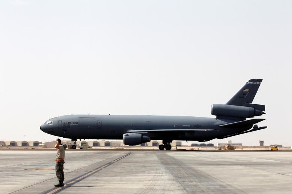 Phi đội "chim sắt" của Mỹ tham gia chiến dịch không kích IS - 7
KC-10 Extender là máy bay tiếp liệu hiện đại của quân đội Mỹ.