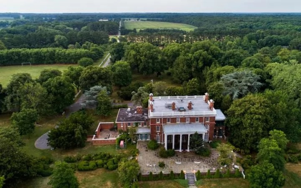 Mỹ tính trả lại Nga khu nhà ngoại giao để cải thiện quan hệ - 2
Khu nhà ngoại giao Nga gần Centreville, bang Maryland, Mỹ (Ảnh: EPA)