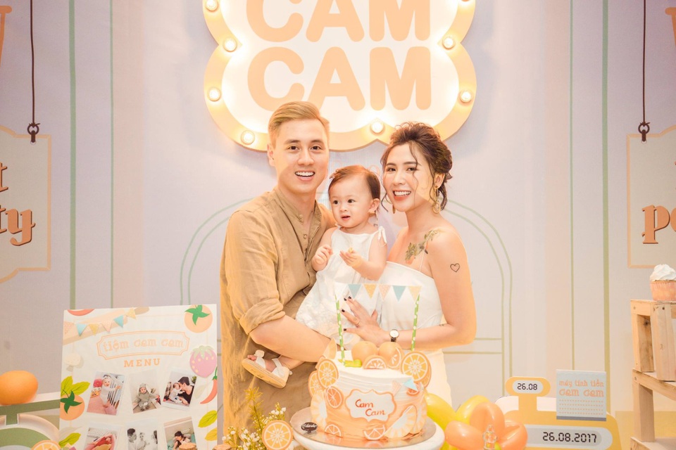 Sinh nhật hoành tráng các em bé nhà hot girl - 3 Sinh nhật hoành tráng các em bé nhà hot girl - 3