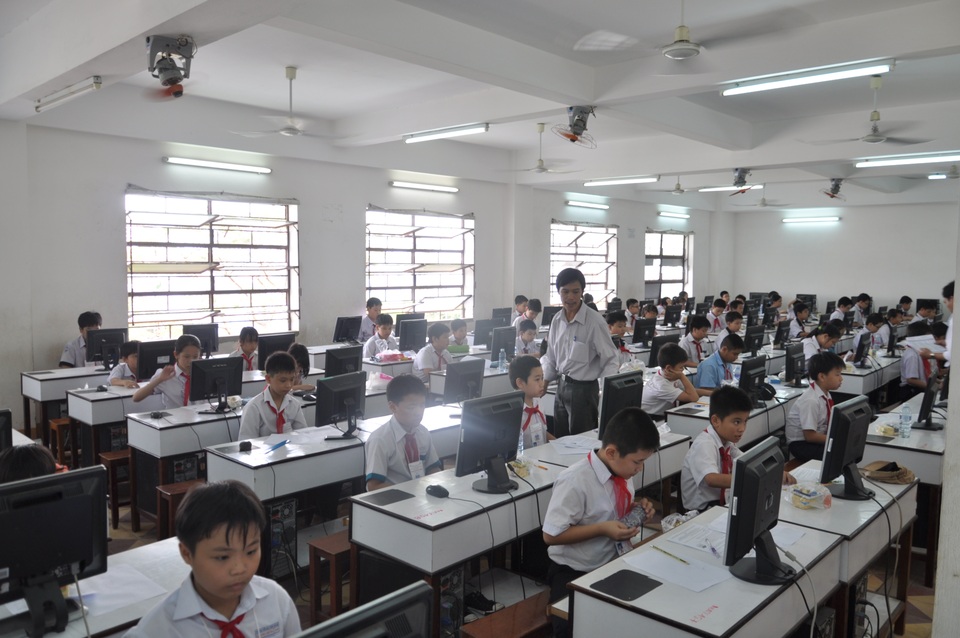 Đà Nẵng lần đầu có trung tâm dữ liệu ứng dụng CNTT cho ngành giáo dục - 1 Đà Nẵng lần đầu có trung tâm dữ liệu ứng dụng CNTT cho ngành Giáo dục nằm trong trung tâm dữ liệu của thành phố