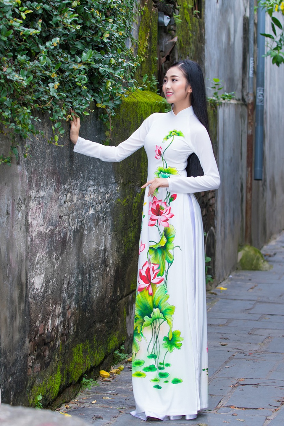 Thiếu nữ Quảng Nam khoe nét duyên dáng trong tà áo dài - 8 Thiếu nữ Quảng Nam khoe nét duyên dáng trong tà áo dài - 8