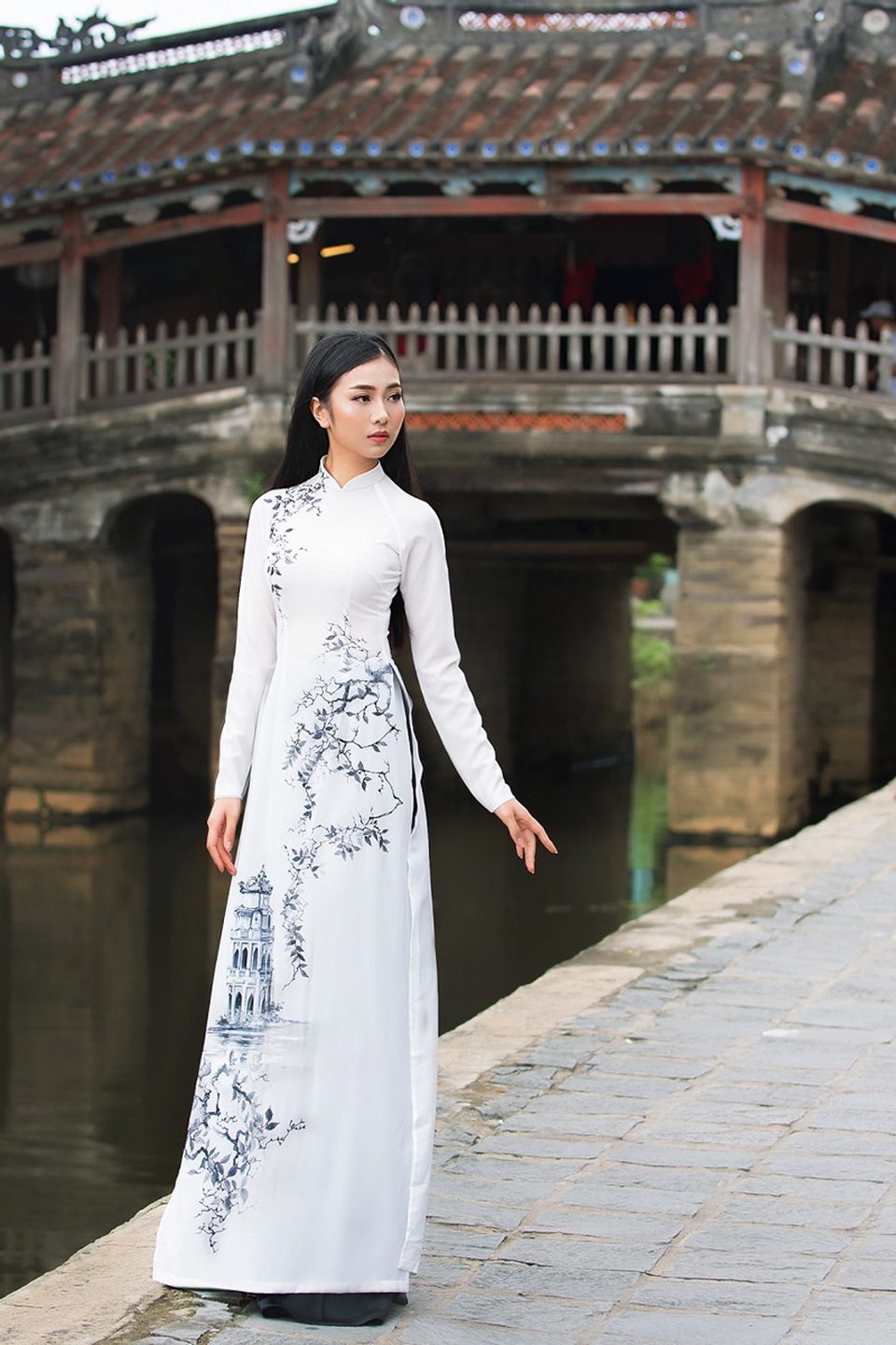 Thiếu nữ Quảng Nam khoe nét duyên dáng trong tà áo dài - 10 Thiếu nữ Quảng Nam khoe nét duyên dáng trong tà áo dài - 10