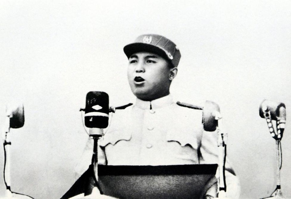Đại gia đình của nhà lãnh đạo Triều Tiên Kim Jong-un - 1
Cố lãnh đạo Kim Nhật Thành là người sáng lập đất nước Triều Tiên. Ông nắm quyền từ năm 1948 cho tới khi qua đời năm 1994 ở tuổi 82. (Ảnh: Reuters)