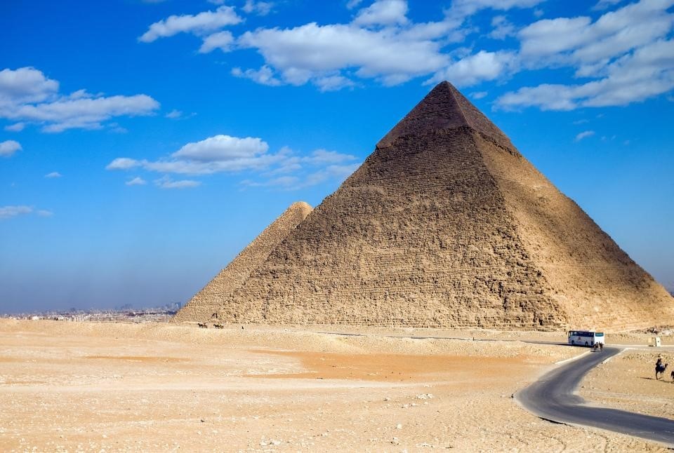 Căn phòng bí mật trong Kim tự tháp Giza sẽ giải đáp bí ẩn kéo dài 4.000 năm - 2
Kim tự tháp Giza - biểu tượng vĩ đại của Ai Cập – vẫn còn đang ẩn giấu các bí mật trong lòng.
