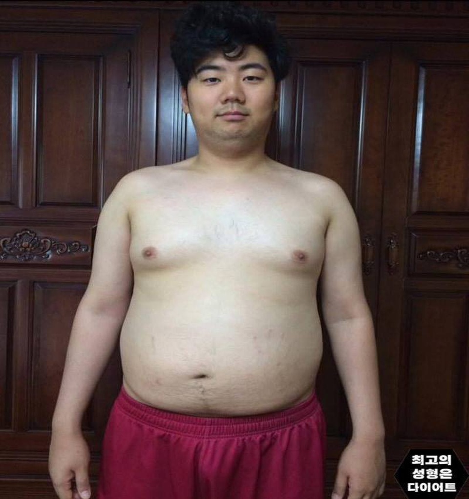 Từ 100 kg, chàng trai Hàn lột xác thành “hot boy 6 múi” - 1
Jung Gun Chul từng có lúc nặng tới 100 kg.