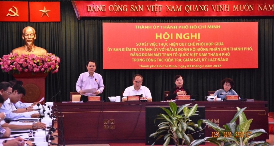Kỷ luật cán bộ chậm giải quyết công việc cho dân - 1 TPHCM kỷ luật nhiều cán bộ, đảng viên vì chậm giải quyết công việc cho dân, vi phạm về quản lý thu chi...