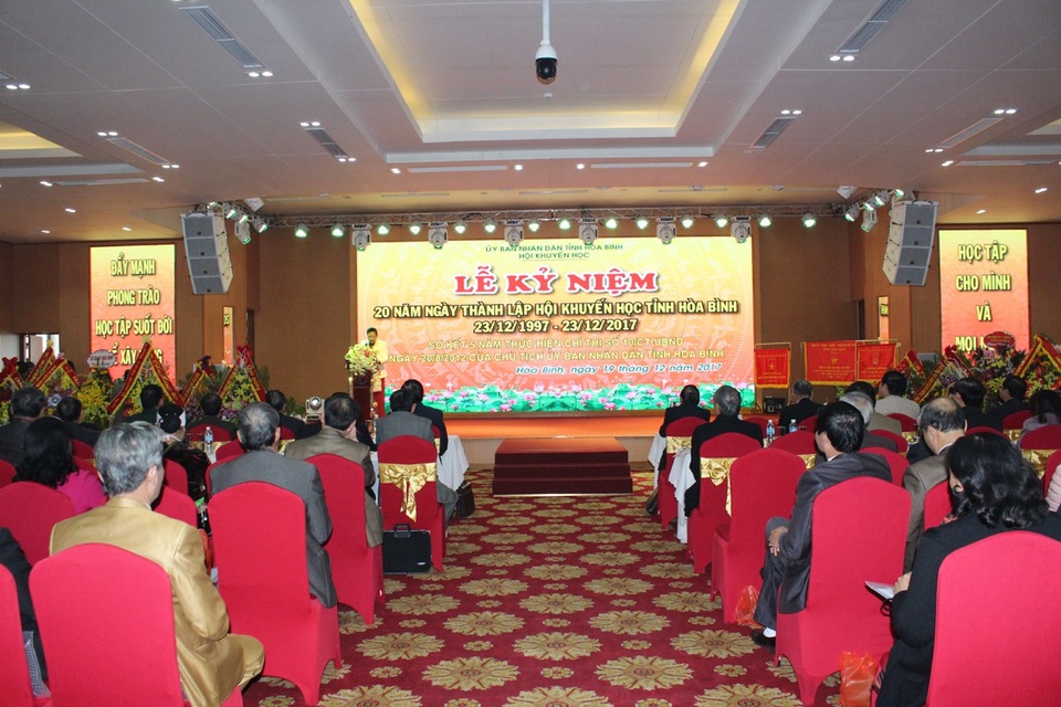 Kỷ niệm 20 năm thành lập Hội Khuyến học Hòa Bình - 1 Kỷ niệm 20 năm thành lập Hội Khuyến học Hòa Bình - 1