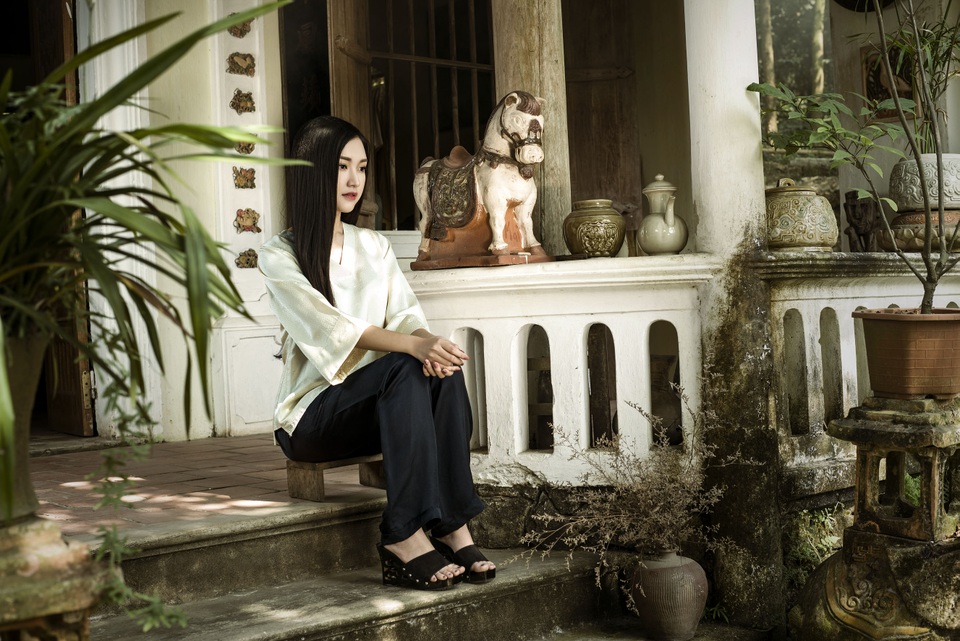 BTV Diệp Anh làm người mẫu cùng “nàng thơ xứ Huế” - 9 BTV Diệp Anh làm người mẫu cùng “nàng thơ xứ Huế” - 9