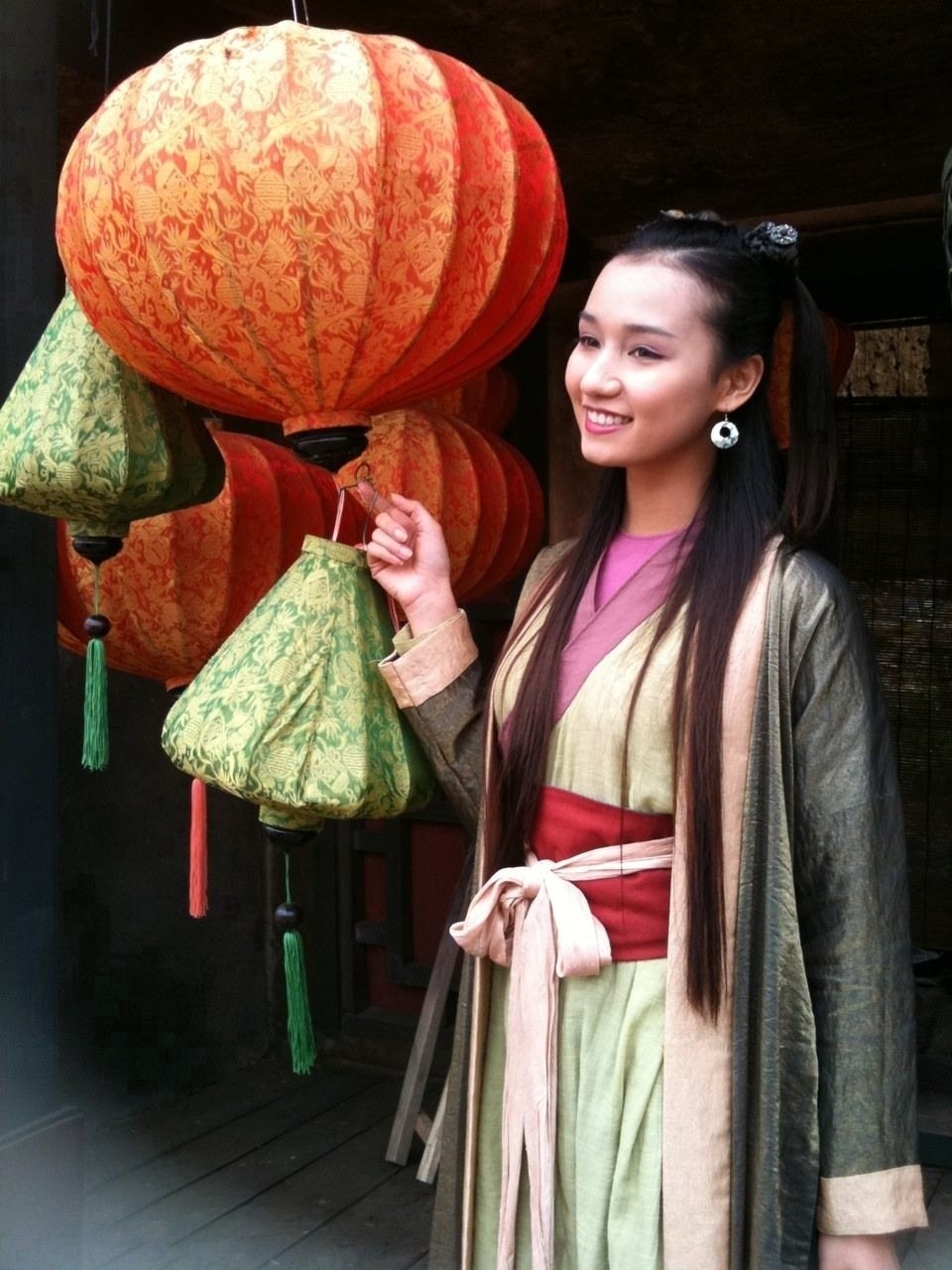 Lã Thanh Huyền: Từ “người đẹp” mất thăng bằng đến diễn viên đắt “sô” - 2 Lã Thanh Huyền trong phim Thái sư Trần Thủ Độ. Ảnh: NVCC.