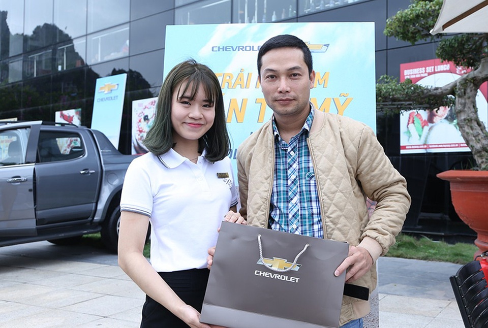 Chevrolet mời khách hàng lái thử Colorado mới - 2