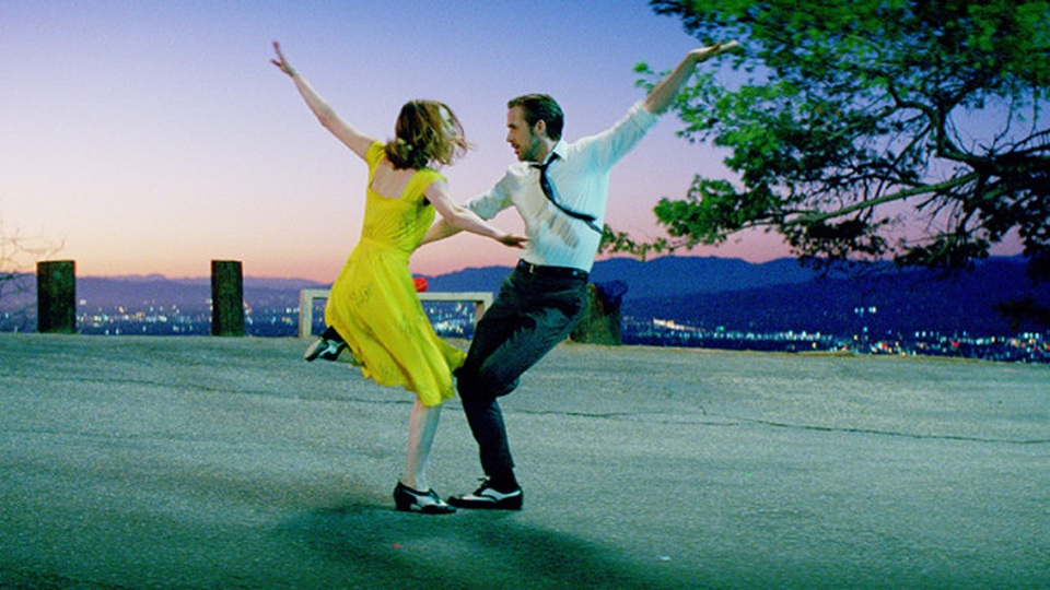 "La la land" thắng tuyệt đối tại lễ trao giải Quả cầu vàng 2017 - 2
La La Land giành 7 giải trong tổng số 7 đề cử Quả cầu vàng 2017.
