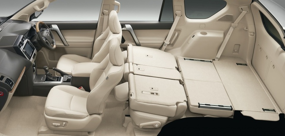 Land Cruiser Prado 2018 trình làng với diện mạo hoàn toàn mới - 13 Land Cruiser Prado 2018 trình làng với diện mạo hoàn toàn mới - 13