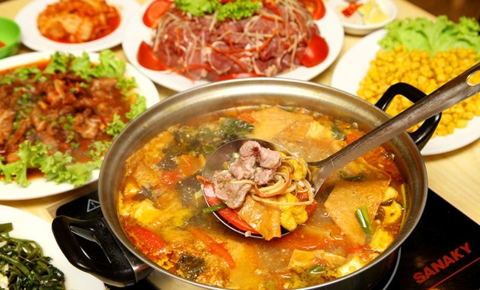 Điểm danh những món lẩu đắt khách cho mùa hè Hà Nội - 2 Lẩu riêu cua bắp bò- món lẩu dễ ăn và rất quen thuộc với người Hà Nội. (Ảnh: Internet)