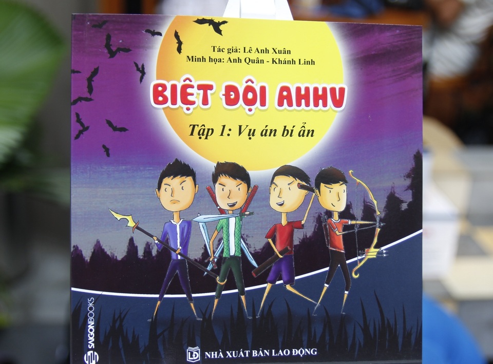 “Cậu bé xương thủy tinh” Lê Anh Xuân ra mắt sách trinh thám - 6 “Cậu bé xương thủy tinh” Lê Anh Xuân ra mắt sách trinh thám - 6
