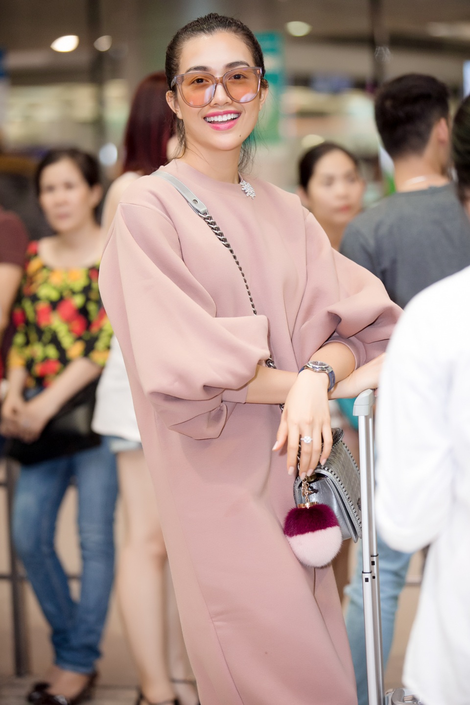 Bản thân Lệ Hằng nhấn mạnh khi tham gia bất cứ cuộc thi nào, bạn cần đặt hết sức cố gắng và nỗ lực. Đặc biệt, Hoa hậu Hoàn vũ Việt Nam không phải là sân chơi mà là đấu trương thật sự, giúp các thí sinh rèn luyện và hoàn thiện bản thân hơn để toả sáng trong tương lai.