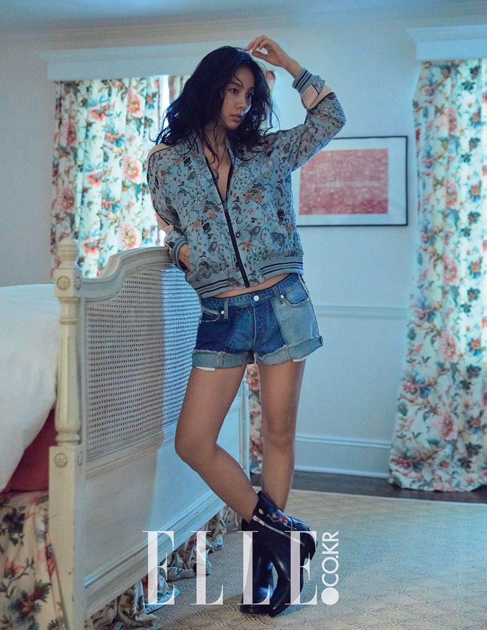Lee Hyori từ chối hợp đồng quảng cáo 3 tỉ won - 8
Lee Hyori xuất hiện trở lại trên tạp chí Elle, số tháng 9/2017.
