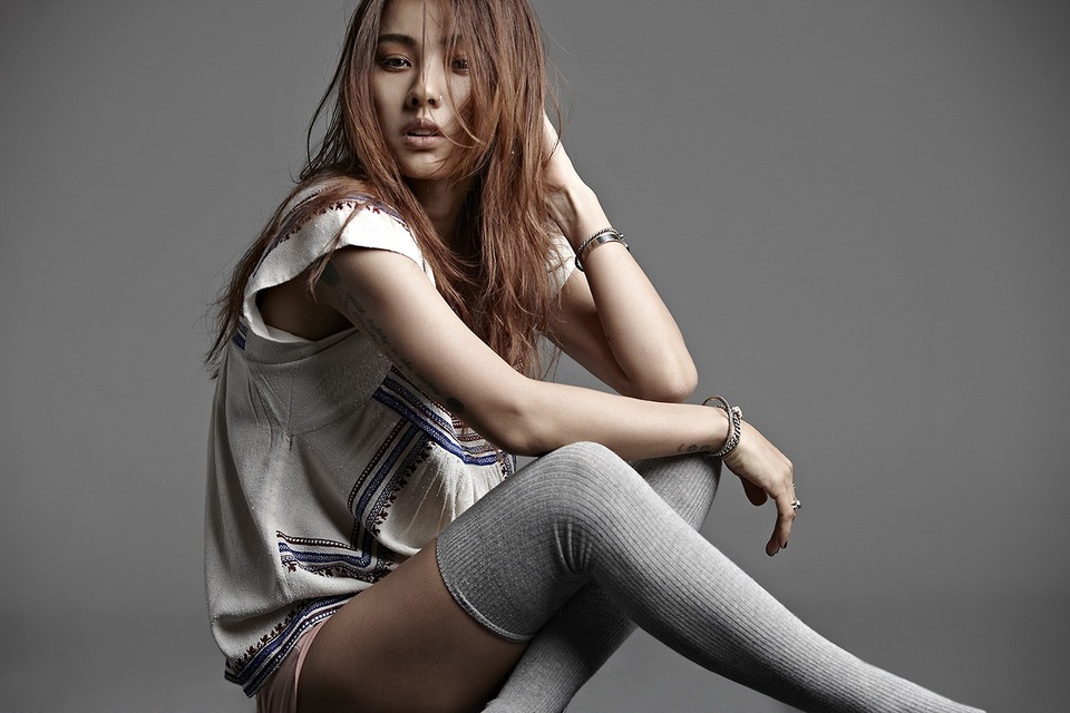 “Nữ hoàng gợi cảm” Lee Hyori vẫn đẹp ngỡ ngàng như 10 năm trước - 1
Lee Hyori - nữ hoàng gợi cảm của làng nhạc xứ Hàn