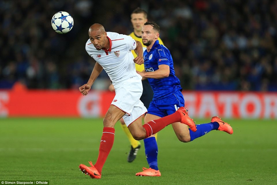 Những khoảnh khắc Leicester viết tiếp câu chuyện cổ tích ở Champions League - 22
NZonzi trở thành tội đồ với quả phạt đền hỏng ăn