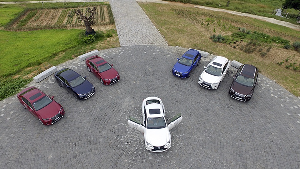 Lexus Amazing Experience 2016 - Xúc cảm dâng trào - 1 Lexus Amazing Experience 2016 - Xúc cảm dâng trào - 1