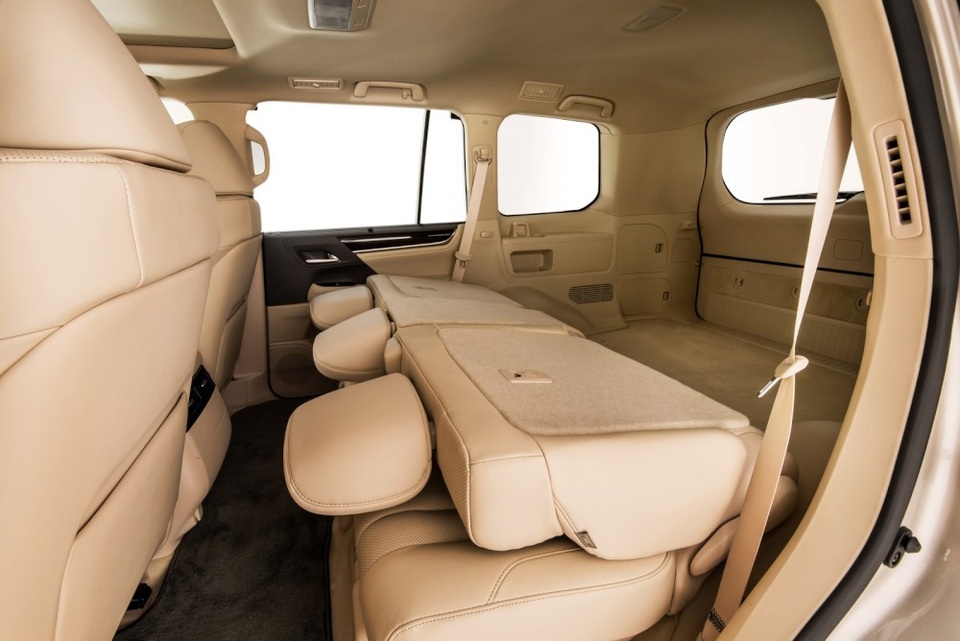 Lexus LX 570 có thêm phiên bản 5 chỗ - 4 Lexus LX 570 có thêm phiên bản 5 chỗ - 4