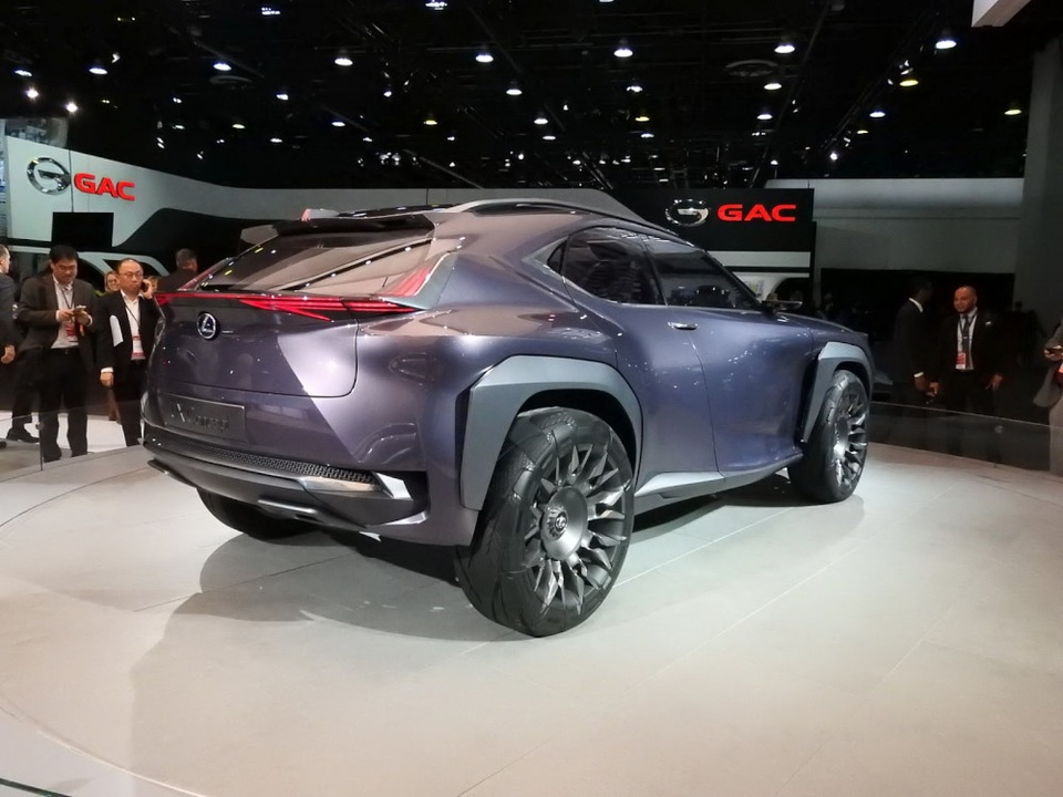 Lexus xác nhận sẽ sản xuất mẫu UX Concept - 7 Lexus xác nhận sẽ sản xuất mẫu UX Concept - 7