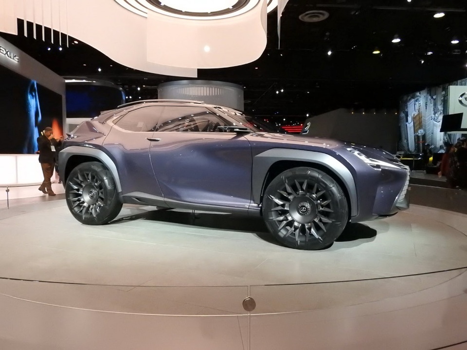 Lexus xác nhận sẽ sản xuất mẫu UX Concept - 2 Lexus xác nhận sẽ sản xuất mẫu UX Concept - 2
