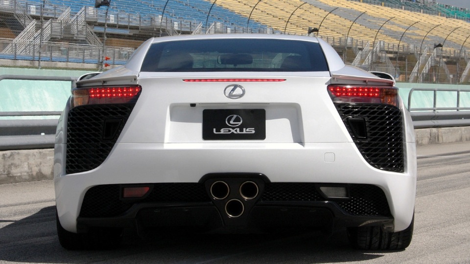Lexus tạm gác giấc mơ siêu xe - 7 Lexus tạm gác giấc mơ siêu xe - 7