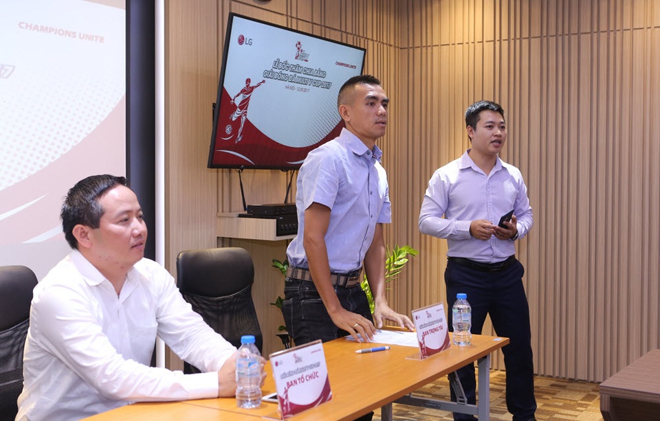 16 đội bóng tranh tài tại LG - Multi V Cup 2017 - 3 Đại diện Ban Trọng tài lưu ý các đội về luật lệ của mùa giải LG - Multi V Cup 2017
