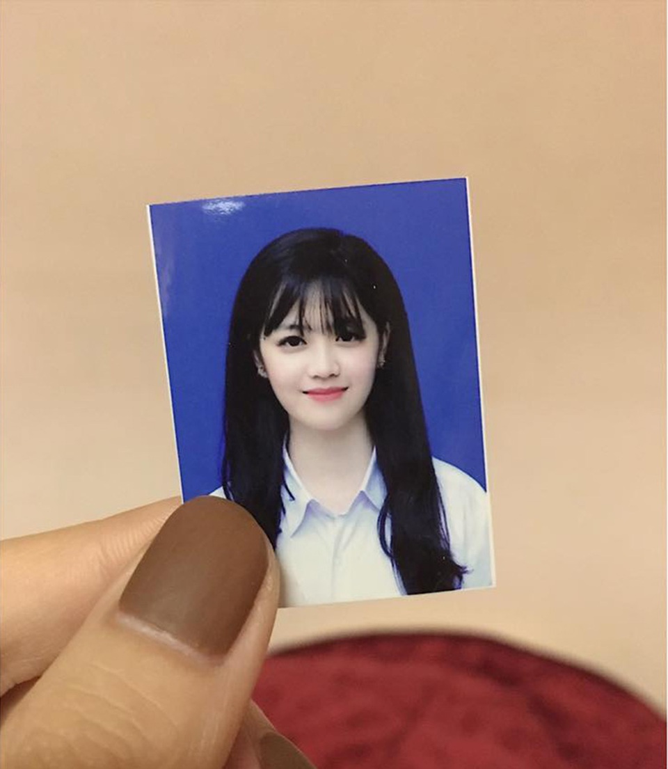Nữ sinh Hàng không xinh xắn đến từ Lào Cai - 3 Ảnh thẻ của cô gái đến từ trường THPT chuyên Lào Cai cũng được dân mạng chú ý vì quá xinh.