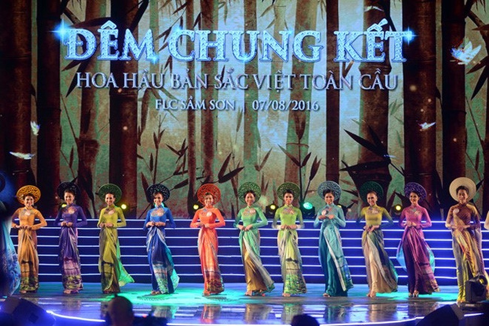 Đạo diễn Long Kan “chọn 4 mùa để thương nhớ” - 3 Long Kan là đạo diễn của Chung kết Hoa hậu bản sắc Việt toàn cầu.