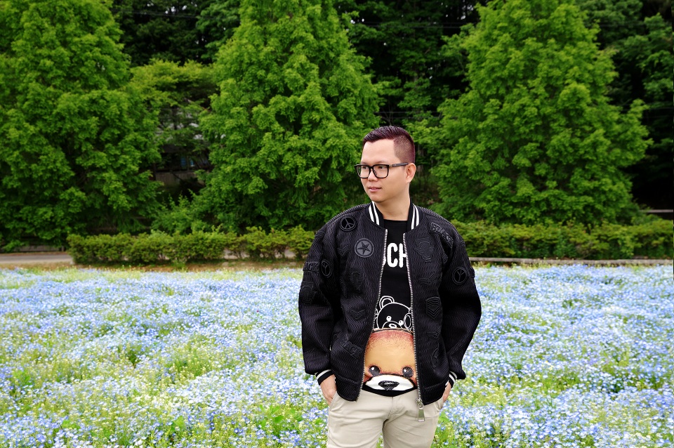 Đạo diễn Long Kan “chọn 4 mùa để thương nhớ” - 8 Là người thích đi du lịch, Long Kan biến những trải nghiệm trong những chuyến đi trở thành chất liệu cho sáng tạo nghệ thuật.