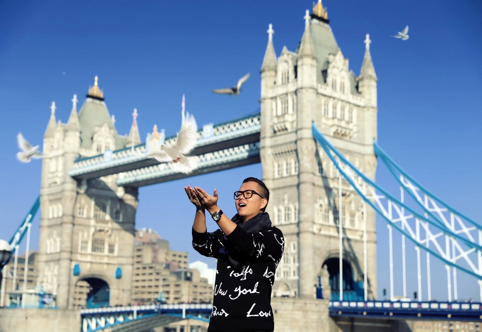 Đạo diễn Long Kan “chọn 4 mùa để thương nhớ” - 4 Tôi luôn có niềm tin vào phép màu và những điều kì diệu trong cuộc sống thực, Long Kan nói.