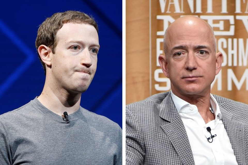 Tài sản các ông chủ Amazon và Facebook "bốc hơi" hơn 6 tỷ USD trong 5 ngày - 1
Tỷ phú Mark Zuckerberg, CEO Facebook và tỷ phú Jeff Bezos, CEO Amazon. (Nguồn: Time)