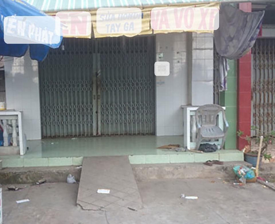 Nghi án vay 500 triệu đồng “làm từ thiện” rồi bỏ trốn - 1
Căn nhà thuê trọ để mở quán cà phê, bà T. đã dọn sạch đồ đạc và mất tích mấy ngày qua.