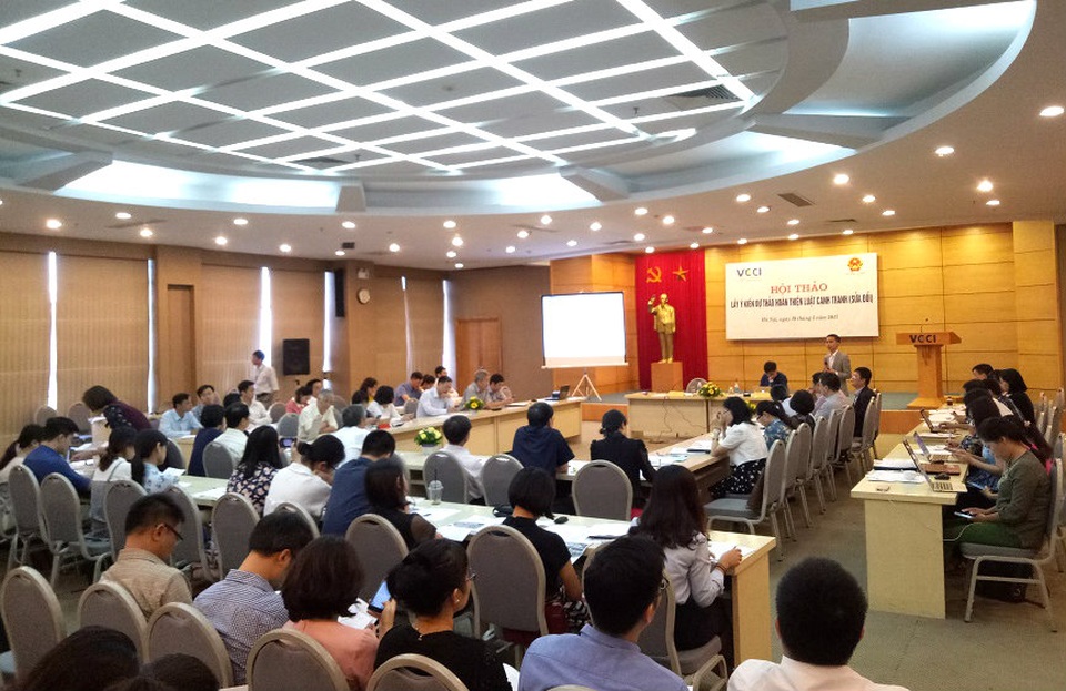 Nghịch lý cước vận tải – giá xăng dầu: Sự “bất lực” của pháp luật cạnh tranh? - 1 Các đại biểu cho rằng, pháp luật cạnh tranh hiện hành đang lộ ra những điểm yếu chết người