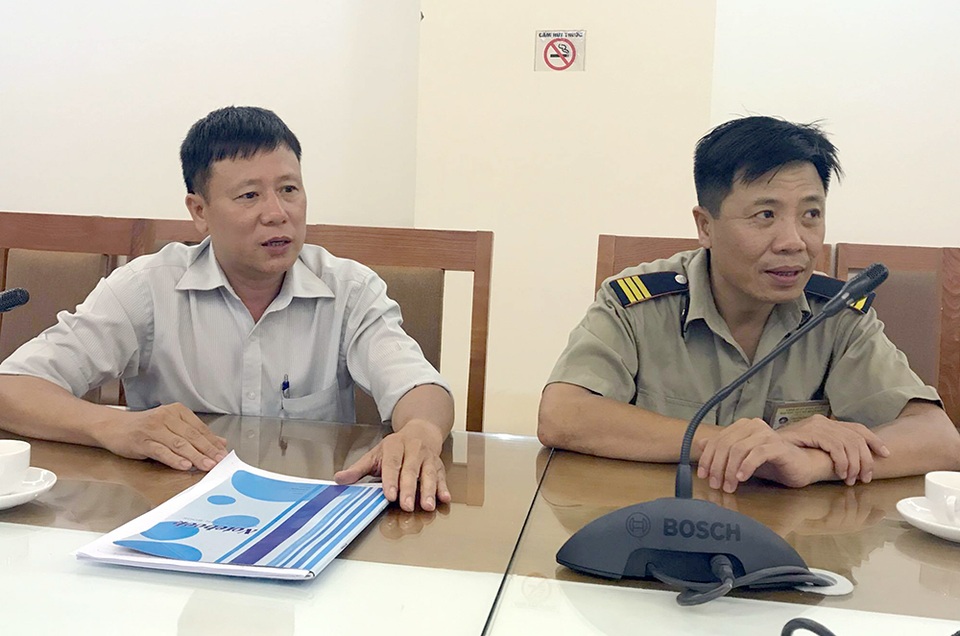 Mẹ cháu bé chơi đàn bên hồ Gươm gỡ bài trên Facebook, xin lỗi công an - 1 Lực lượng chức năng quận Hoàn Kiếm chia sẻ diễn biến vụ việc xảy ra vào tối 28/7