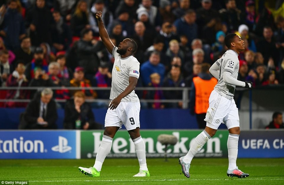 Lukaku lập cú đúp, MU thắng giòn giã trên sân CSKA - 2
Lukaku lập cú đúp trong chiến thắng giòn giã của MU tại Moscow