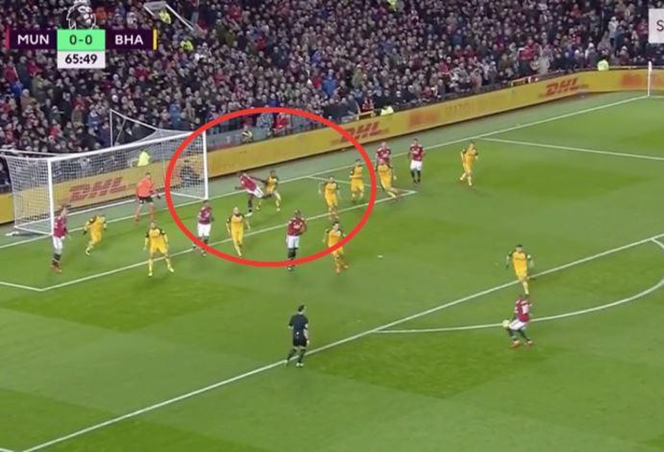 Đạp đối thủ, Lukaku vẫn thoát án treo giò - 1 Lukaku thoát án treo giò dù có hành vi đạp cầu thủ Gaetan Bong