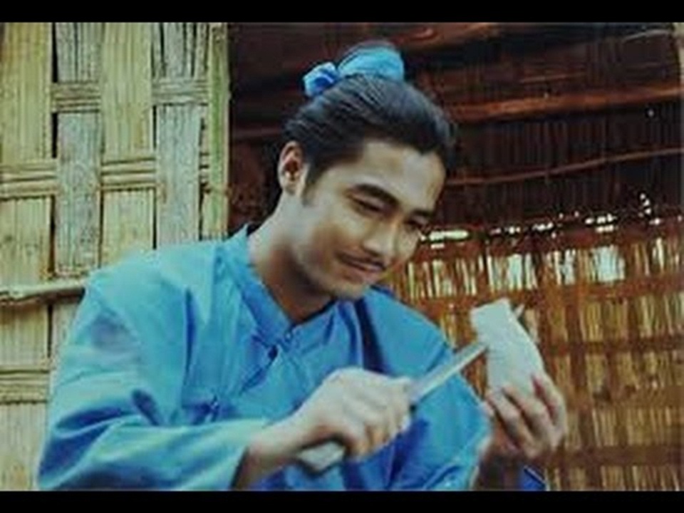 Nhìn lại Lý Hùng, Diễm Hương trong phim cổ trang nổi tiếng một thời - 2 Lý Hùng vào vai tráng sĩ hào kiệt Nguyễn Thế Trung.