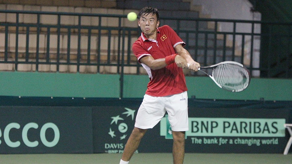 Đổi cặp đánh đôi, quần vợt Việt Nam vẫn bị Hong Kong dẫn trước tại Davis Cup - 1 Lý Hoàng Nam xuất hiện trong trận đánh đôi (ảnh: K.Đ)